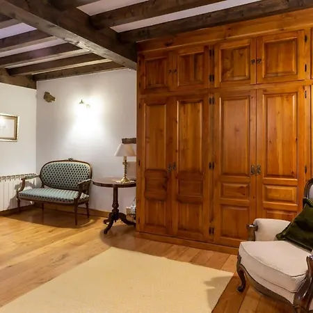 Chalet La Carlota *